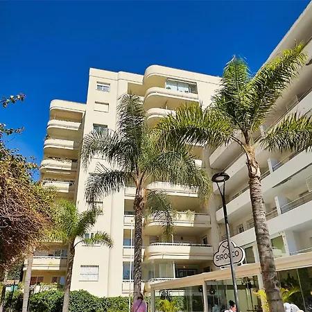 Two Bedroom On The Second Line Of The In Marbella. * מארבלה