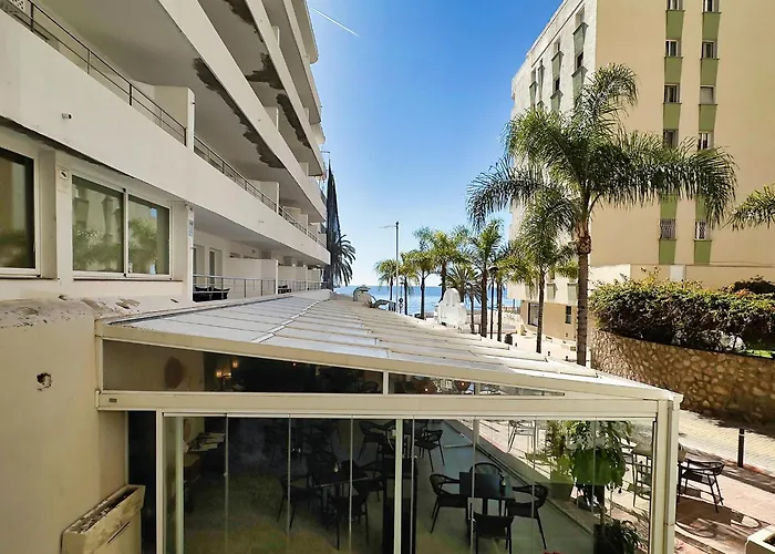 Two Bedroom On The Second Line Of The In Marbella. * מארבלה