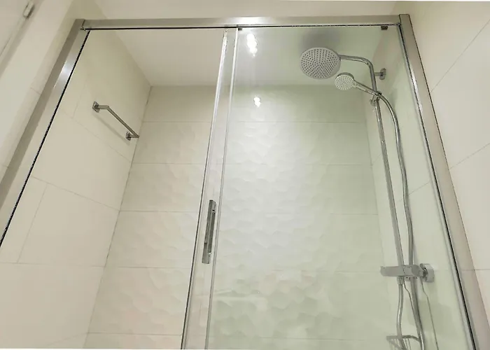 Two Bedroom On The Second Line Of The In Marbella. Apartament *